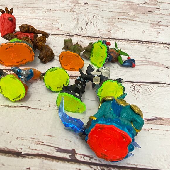 ACTIVISION Skylanders Video Game Character Game Pieces - Picture 10 of 10